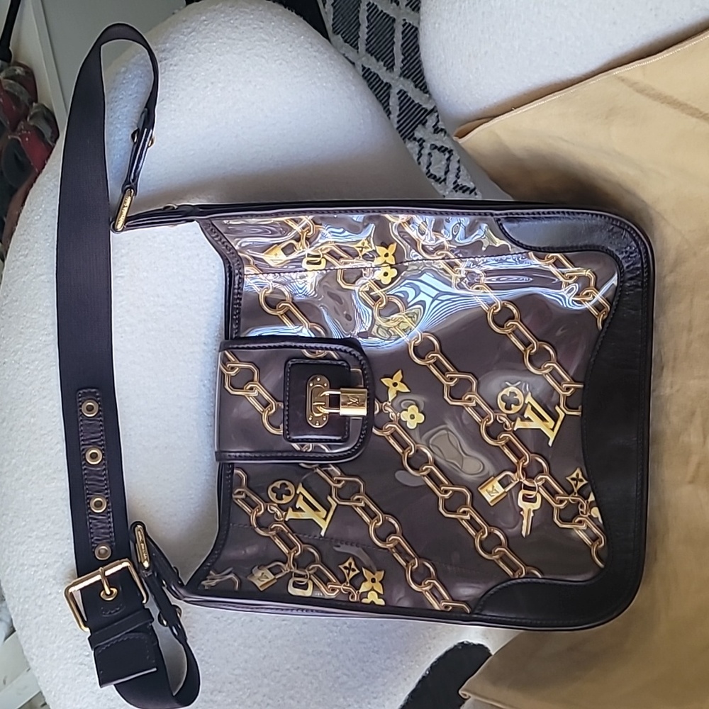 Louis Vuitton Limited Edition Charms Musette Brown Crossbody bag.